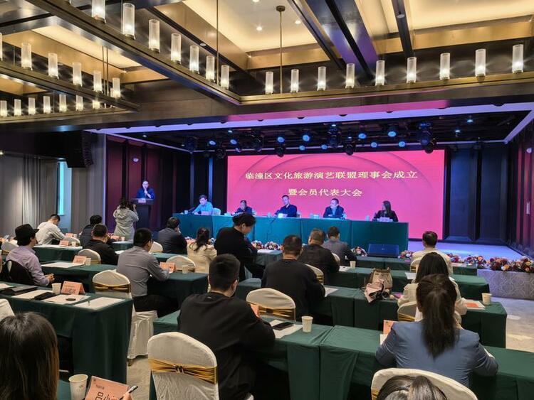 文旅演藝3.0時(shí)代 “注意力”經(jīng)濟(jì)開啟全新表達(dá)_fororder_微信圖片_20240418091352