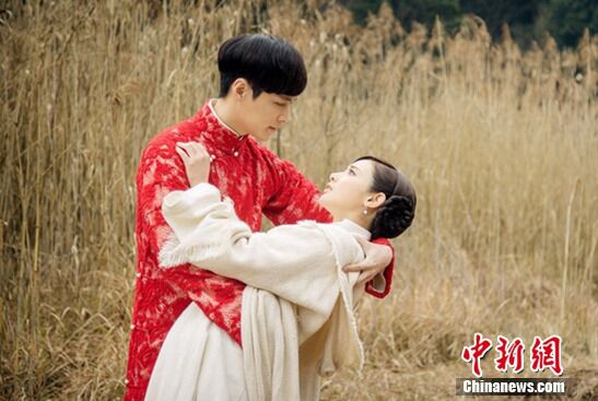 小冉君《老九門》對戲張藝興 上演“一見情郎誤終身”