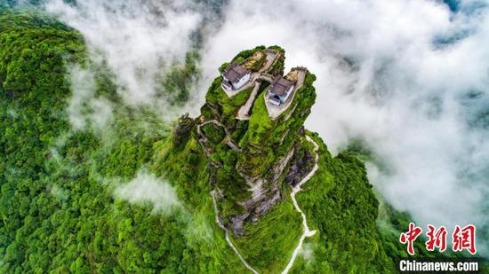 圖為貴州梵凈山。李鶴 攝
