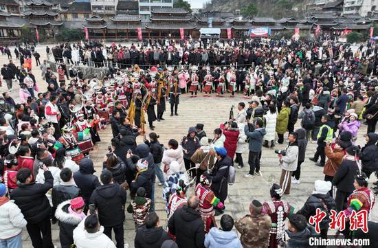 圖為蘆笙會(huì)現(xiàn)場(chǎng)。吳大平 攝