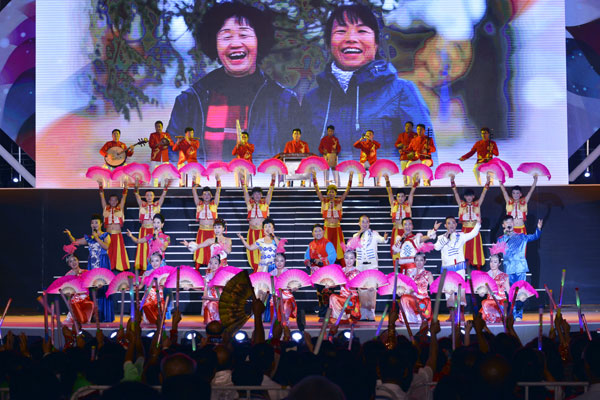 首屆內(nèi)蒙古地方戲劇目展演暨第四屆二人臺藝術(shù)節(jié)開幕