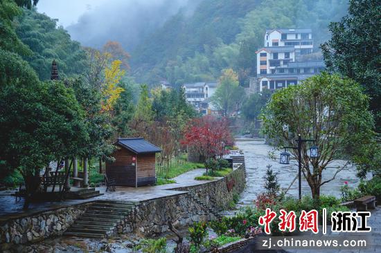 磐安縣花溪村田里壁自然村平板溪畔。金華市水利局供圖