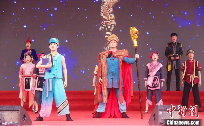 3月11日，“中華一家親·2024年各民族歡度二月二會親節(jié)”暨寧德市鑄牢中華民族共同體意識主題月啟動儀式在福建省寧德福鼎市佳陽畬族鄉(xiāng)雙華村舉行。福鼎市融<a href=http://www.arpwindows.com target=_blank class=infotextkey>媒體</a>中心 供圖