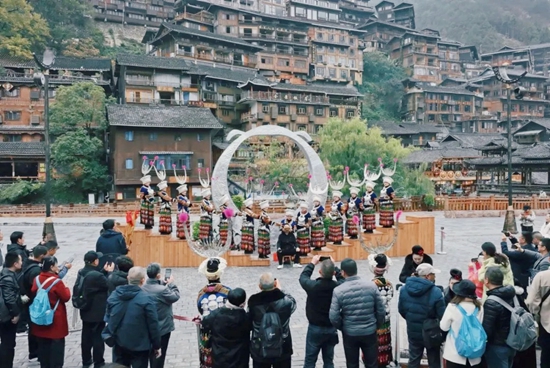 貴州<a href=http://www.gzculture.net target=_blank class=infotextkey>黔東南</a>2024年清明假期文化<a href=http://www.arpwindows.com target=_blank class=infotextkey>旅游</a>市場平穩(wěn)有序_fororder_640 (2)