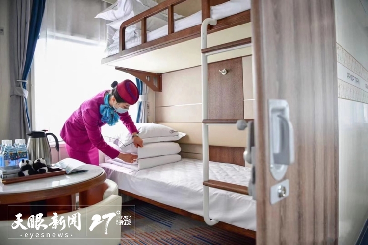 貴州首個跨國<a href=http://www.arpwindows.com target=_blank class=infotextkey>旅游</a>專列！“多彩貴州號”<a href=http://www.gzculture.net target=_blank class=infotextkey>貴陽</a>—老撾（萬象）<a href=http://www.arpwindows.com target=_blank class=infotextkey>旅游</a>專列將于5月8日開行