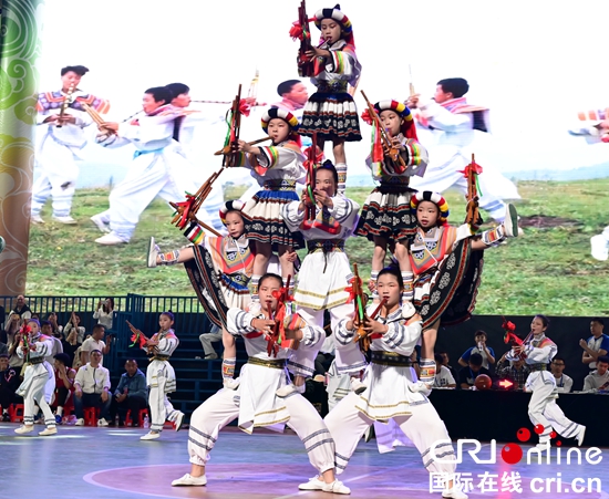 貴州省第二屆“美麗鄉(xiāng)村”籃球聯賽總決賽在臺盤火熱進行_fororder_DSC_6764.JPG