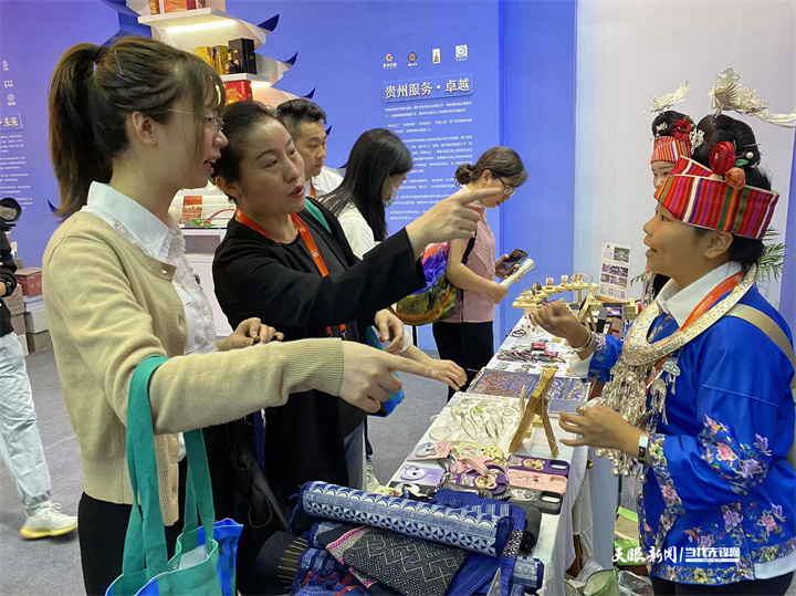 【2024中國品牌日】多彩貴州館內(nèi)的最炫民族風