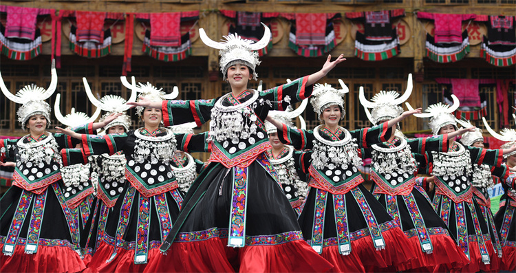 第十屆龍脊梯田國(guó)際文化<a href=http://www.arpwindows.com target=_blank class=infotextkey>旅游</a>節(jié)開(kāi)幕_fororder_微信圖片_20240411113950