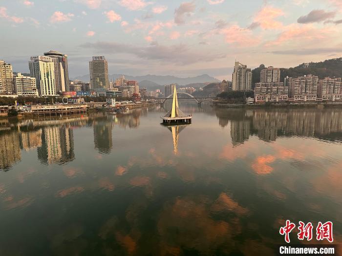 紹興二十三年(1153年)夏，朱熹赴同安途中，受學(xué)于延平李侗。圖為現(xiàn)在的福建省南平市延平區(qū)景觀。中新網(wǎng)記者 張麗君 攝