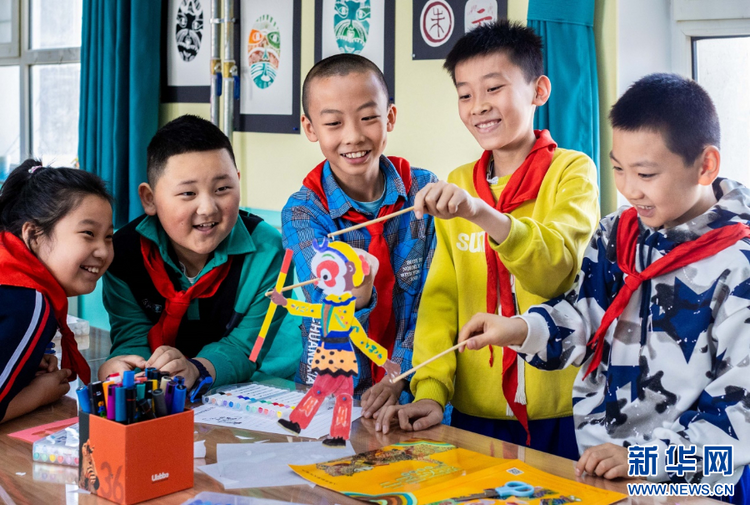 皮影技藝進(jìn)校園 傳承傳統(tǒng)文化