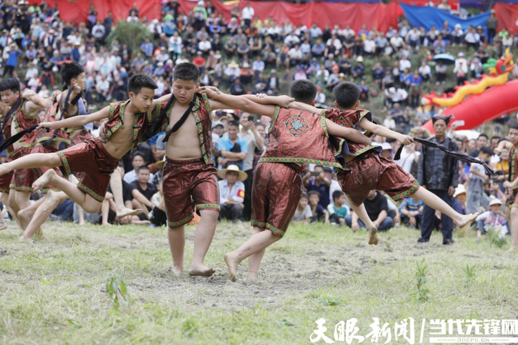 黎平“摔跤節(jié)：節(jié)日里盛開的民族團(tuán)結(jié)之花