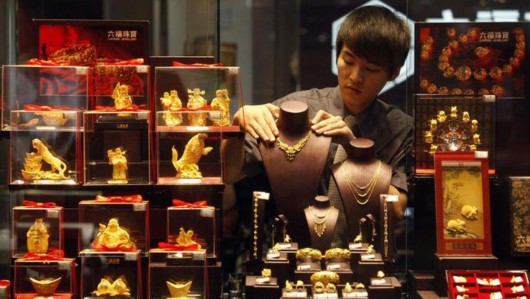 國際金價持續(xù)走高 滬上黃金類產(chǎn)品熱銷(圖文)