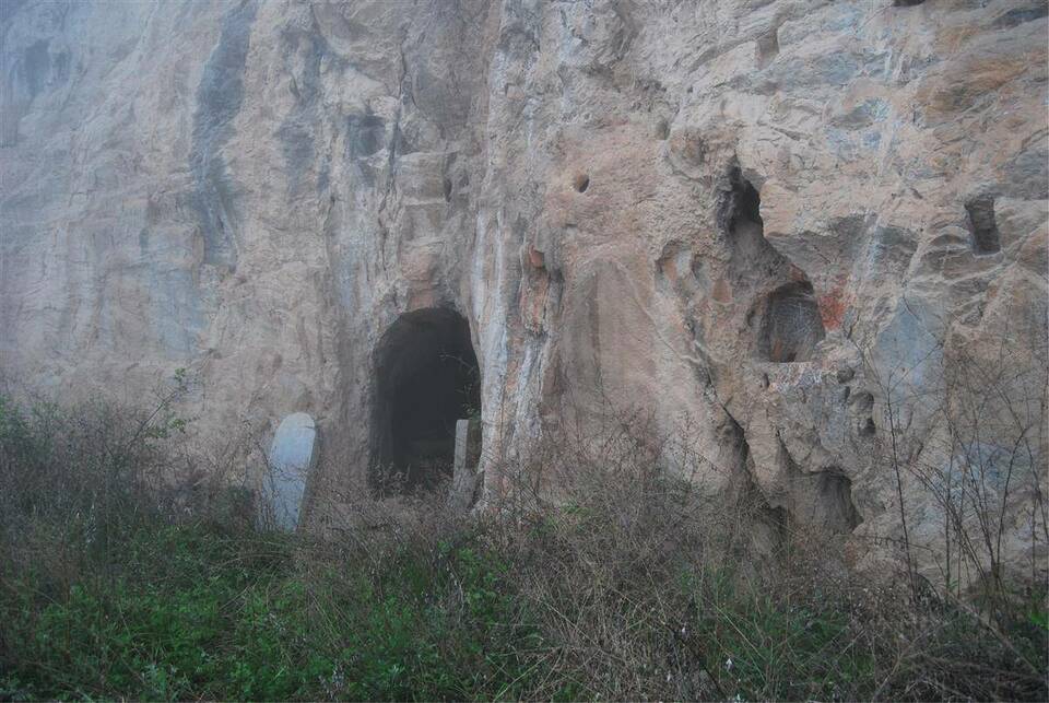 十堰鄖西發(fā)現(xiàn)一批明清時(shí)期石窟石刻遺跡
