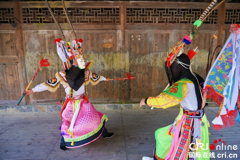 【解碼貴州·讀懂中國】<a href=http://www.gzculture.net target=_blank class=infotextkey>安順</a>地戲：六百年遺響唱新聲 薪火相傳讓非遺文化“落地生花”_fororder_微信圖片_20240513153642 - 副本