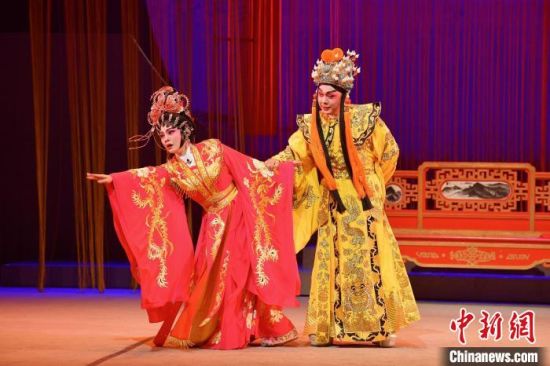 《素馨花環(huán)》演出現(xiàn)場(chǎng)。廣州粵劇院 供圖